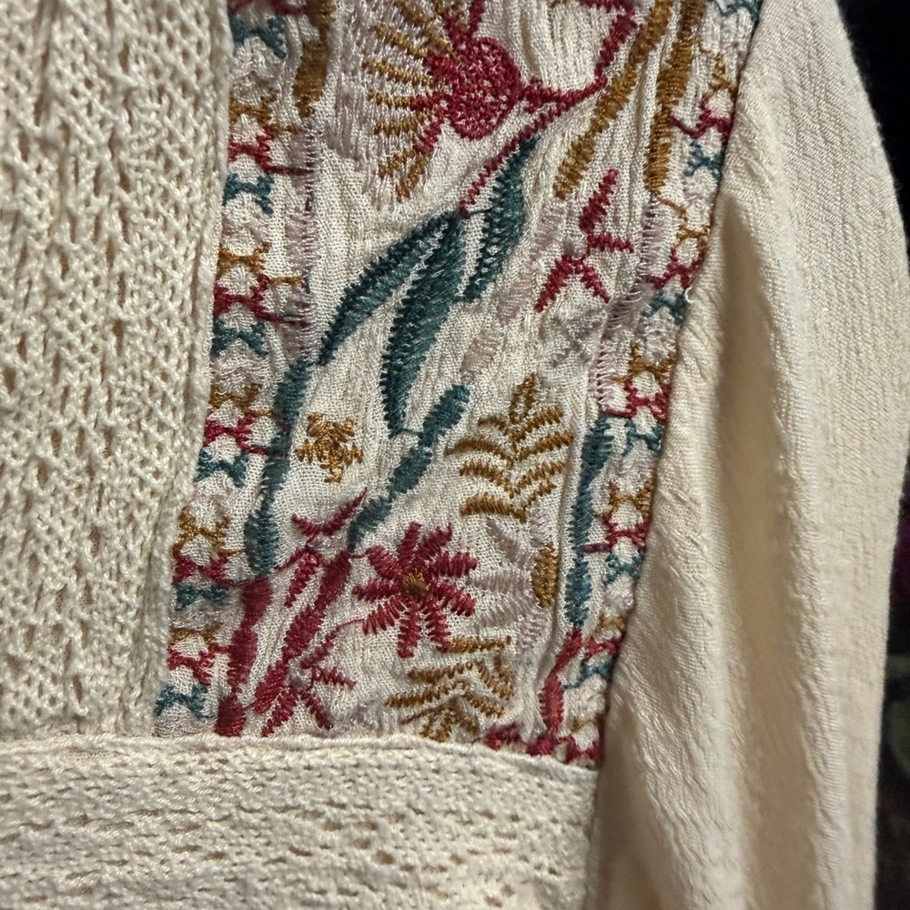 Knox Rose Cream Blouse with Floral Embroidery #0010 - Picture 7 of 9